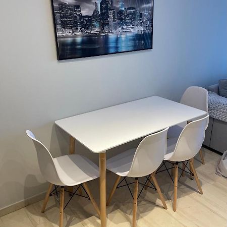 Luxury 3 Bedroom Apartment In Kiato Center Dış mekan fotoğraf