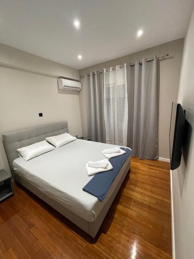 Luxury 3 Bedroom Apartment In Kiato Center Dış mekan fotoğraf